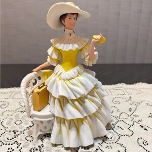 Avon Mrs.Albee Elegant Yellow and White Figurine